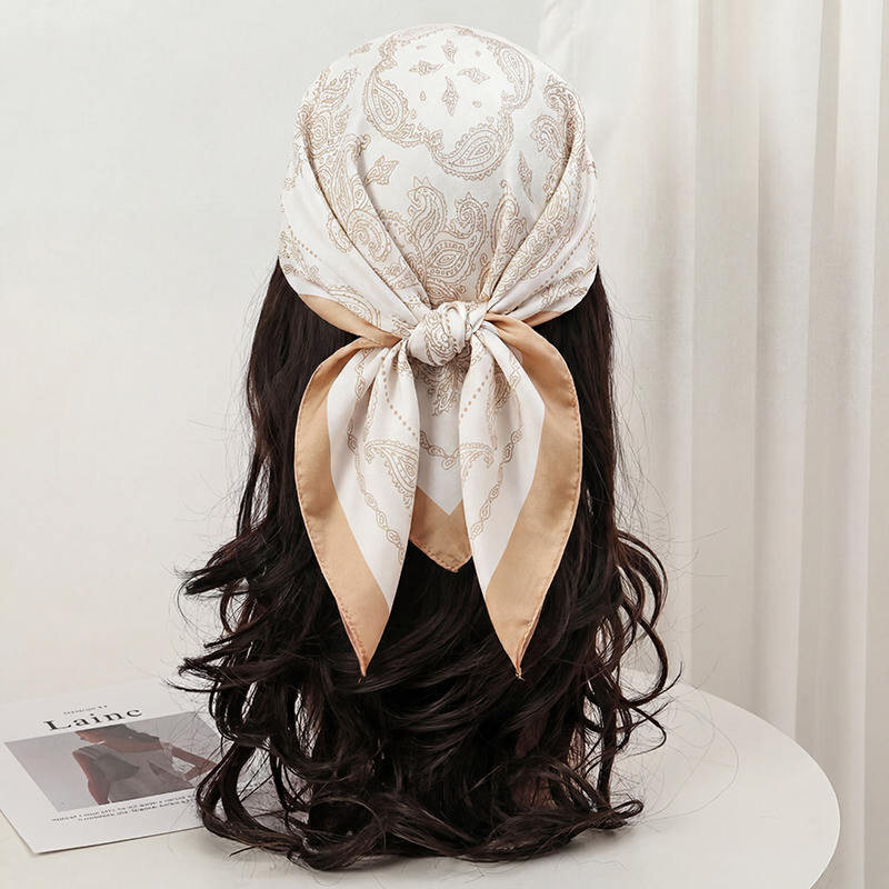 Vintage Beige Paisley Print Sq - Silk Neck Scarf 评论和价格